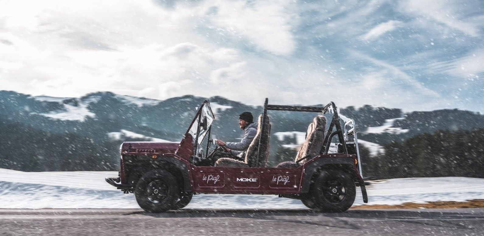 Mini Moke Snow Moke by BIG dans les Alpes